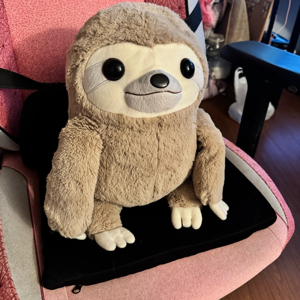 Big sloth plushie